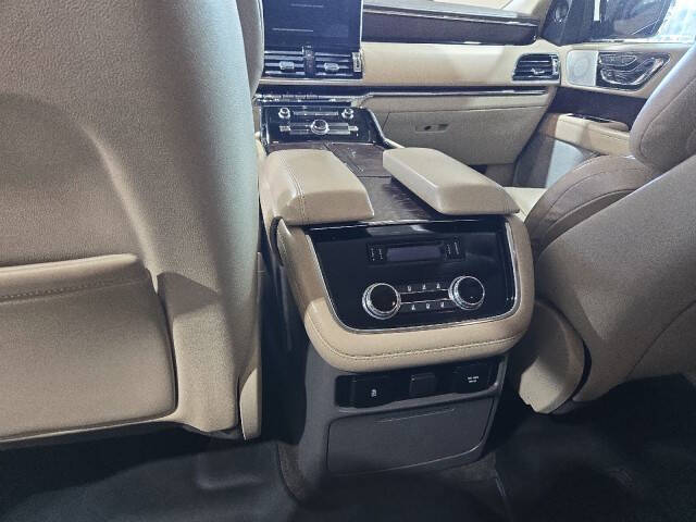 2021 Lincoln Navigator L Reserve