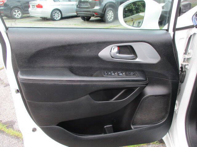 2019 Chrysler Pacifica Touring L