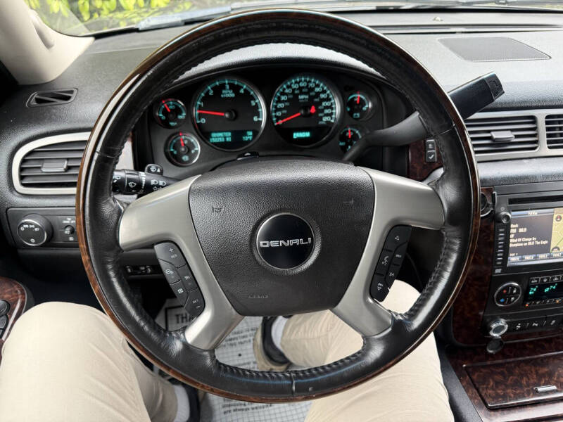 2014 GMC Yukon XL Denali