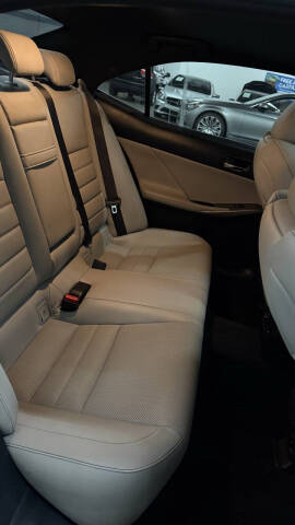 2015 Lexus IS 250 Crafted Line