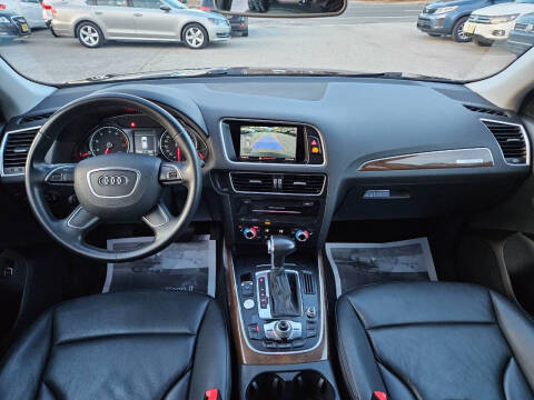 2017 Audi Q5 2.0T quattro Premium