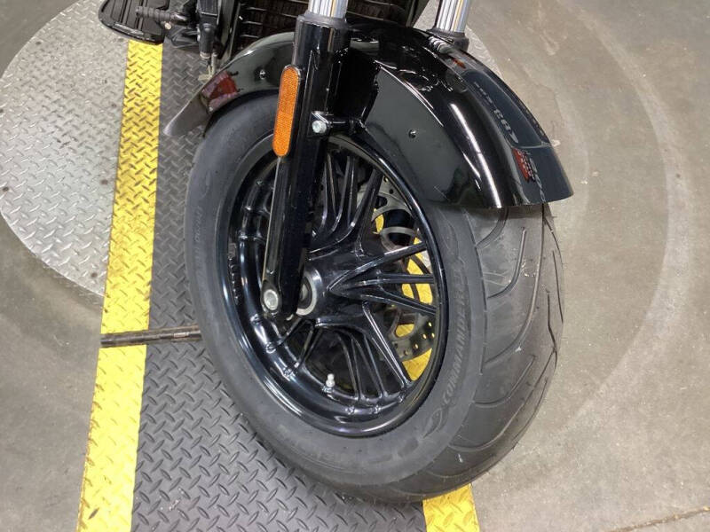 2018 Indian Scout Sixty Thunder Blac