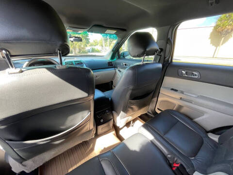 2012 Ford Explorer