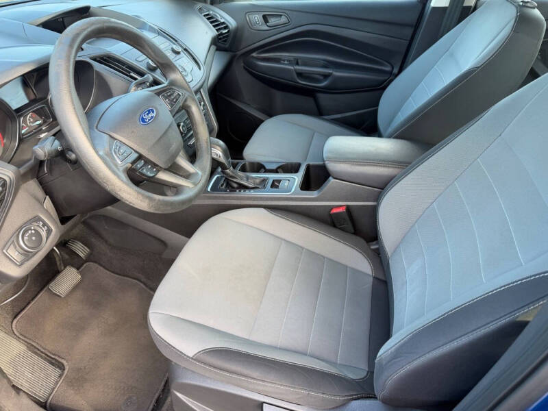 2019 Ford Escape S