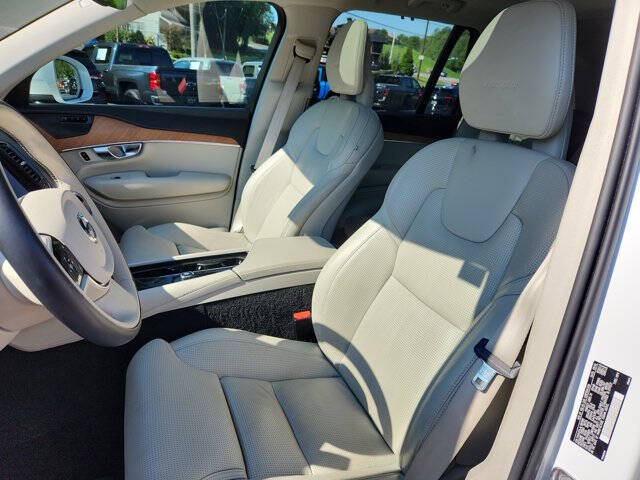 2020 Volvo XC90 T6 Inscription 6-Passenger