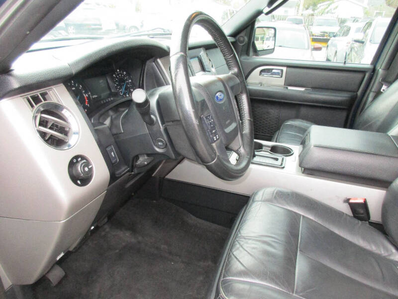 2017 Ford Expedition XLT