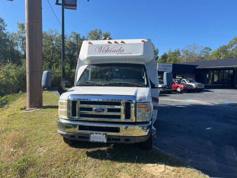 2011 Ford E-Series E-450 SD