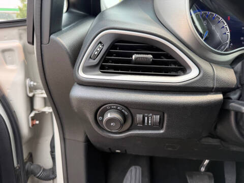 2020 Chrysler Pacifica Launch Edition