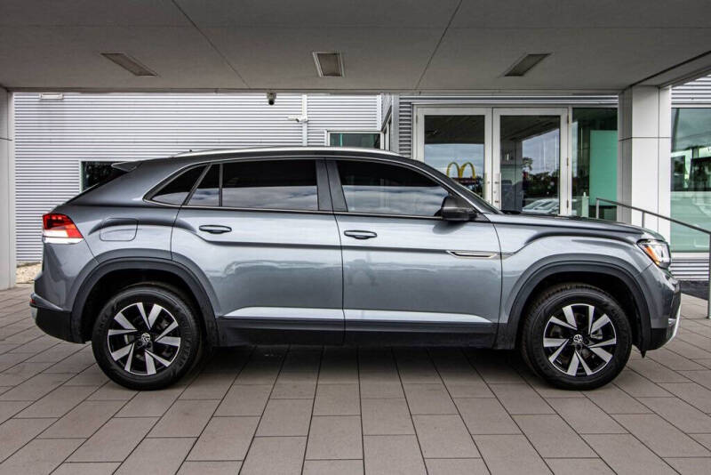 2023 Volkswagen Atlas Cross Sport SE