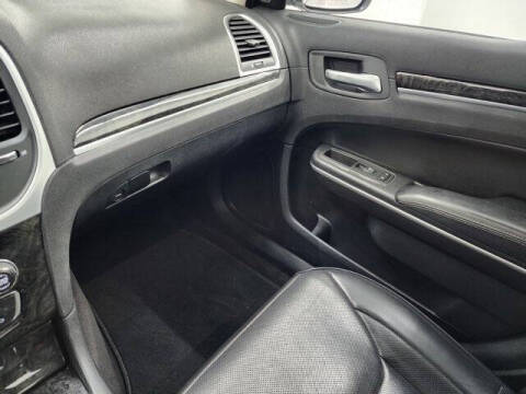 2019 Chrysler 300 Limited