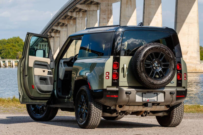 2021 Land Rover Defender 90 X-Dynamic S