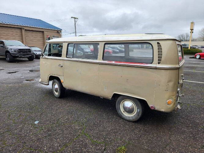 1969 Volkswagen Bus