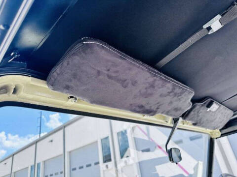 1990 Land Rover Defender