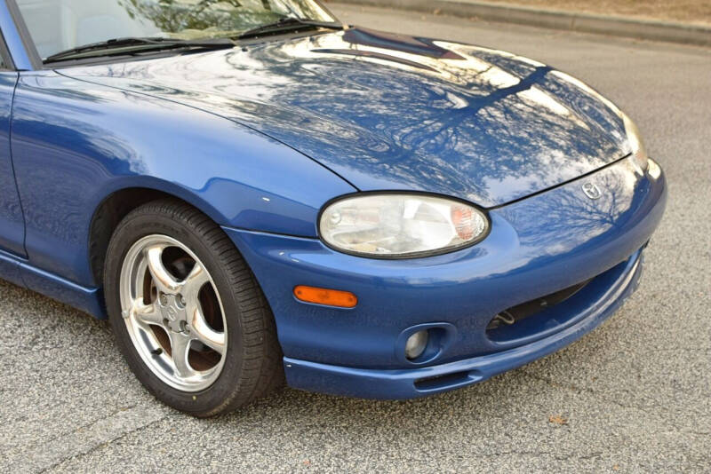 1999 Mazda MX-5 Base photo 17