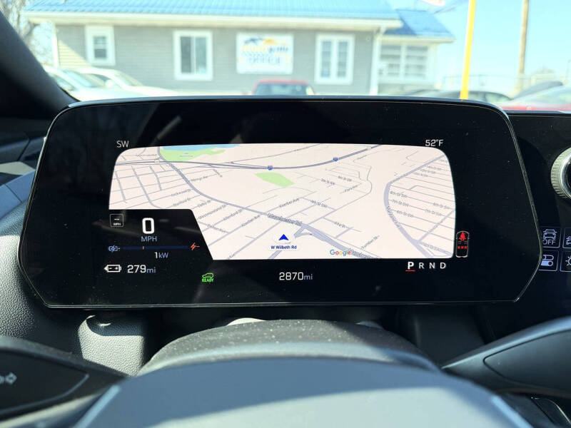 2025 Chevrolet Equinox EV RS