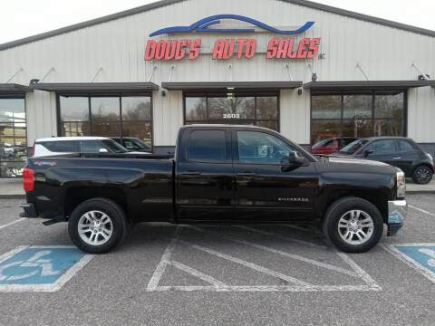 2017 Chevrolet Silverado 1500 for sale at DOUG'S AUTO SALES INC in Pleasant View TN