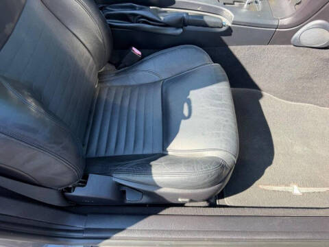 2003 Ford Thunderbird