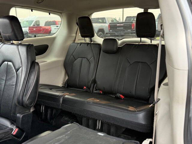 2019 Chrysler Pacifica Touring L