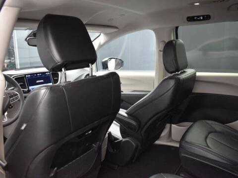 2024 Chrysler Pacifica Plug-In Hybrid