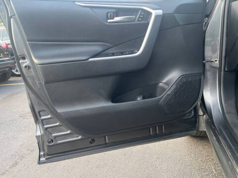 2021 Toyota RAV4 Hybrid XLE Premium