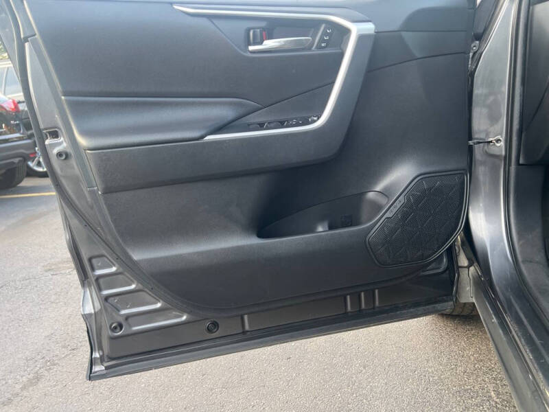 2021 Toyota RAV4 Hybrid XLE Premium