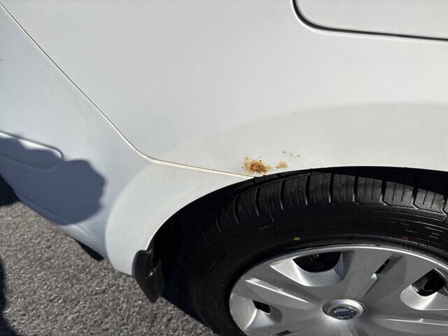 2011 Nissan Versa 1.8 S