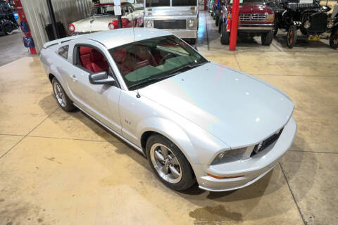 2005 Ford Mustang GT Premium