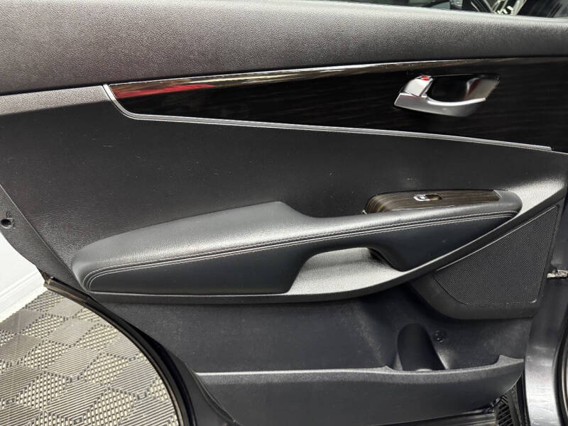 2020 Kia Sorento LX V6