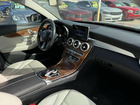 2016 Mercedes-Benz C-Class