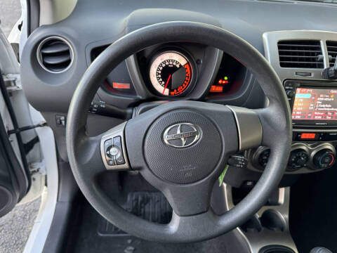2014 Scion xD