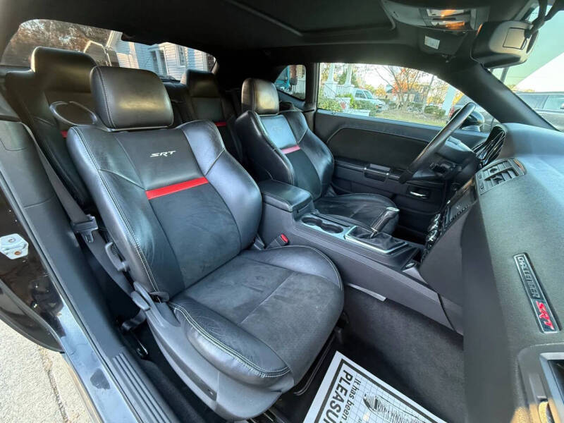 2009 Dodge Challenger SRT8