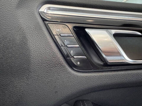 2016 Porsche Macan S