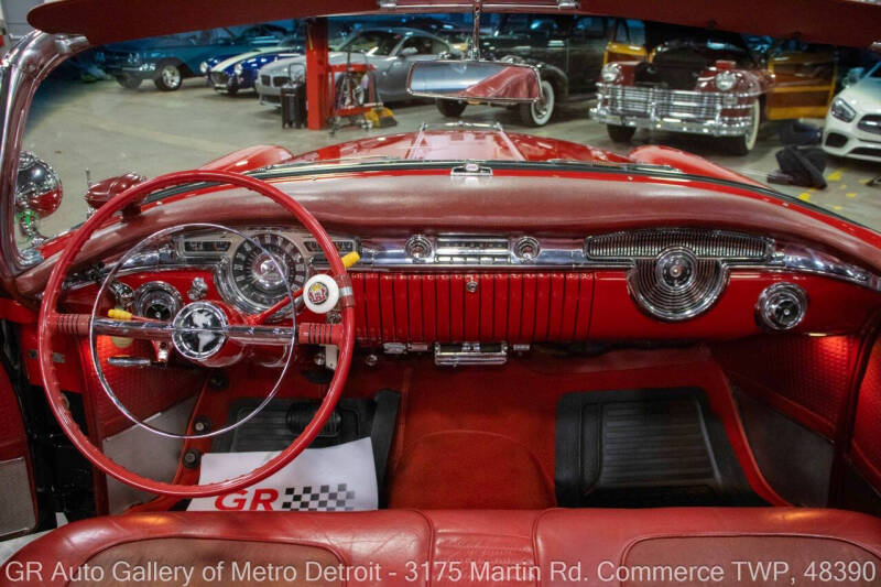 1955 Oldsmobile 98 Starfire