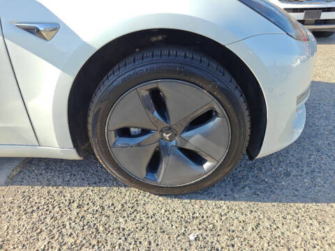 2020 Tesla Model 3 Standard Range