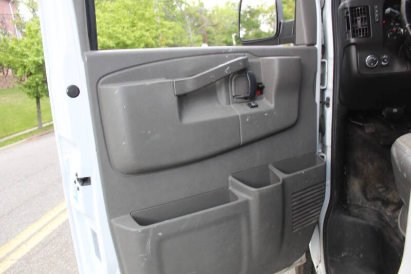 2020 Chevrolet Express 2500