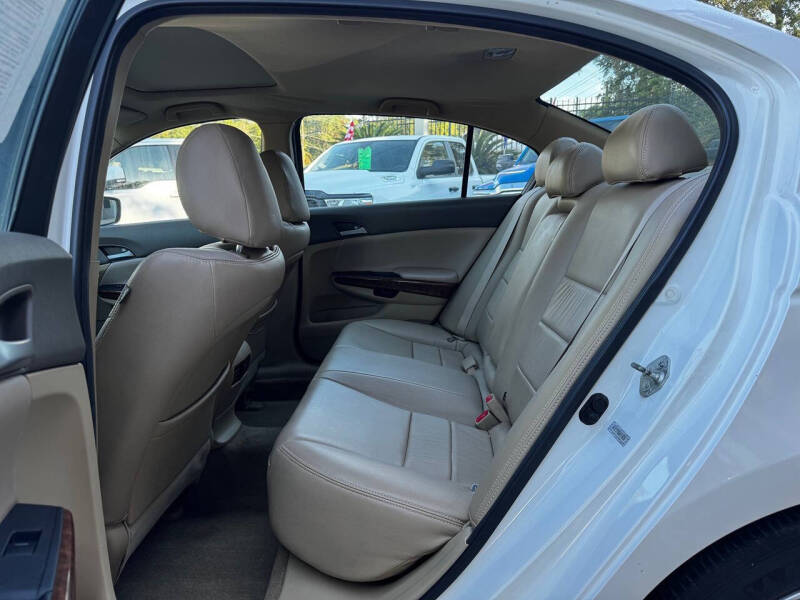 2010 Honda Accord EX-L V6 w/Navi