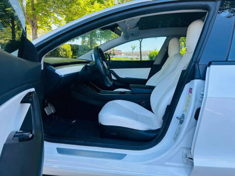 2018 Tesla Model 3 Performance