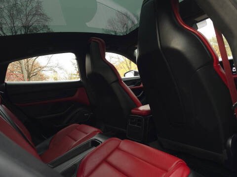 2020 Porsche Taycan Turbo