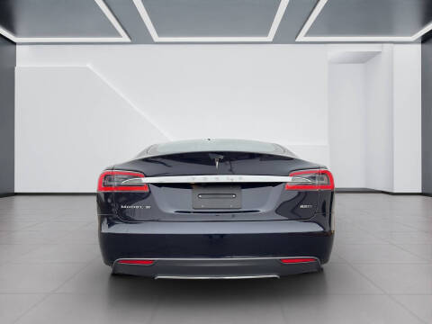 2015 Tesla Model S 85D