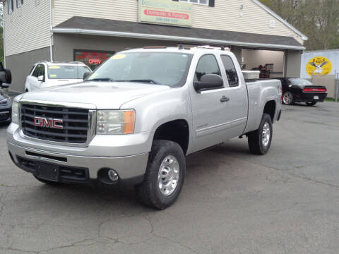 2010 GMC Sierra 2500HD for sale at International Auto Sales Corp. in West Bridgewater MA