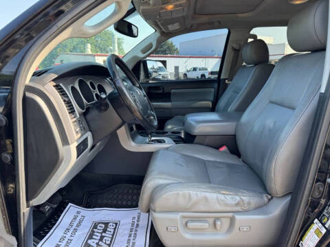 2013 Toyota Sequoia SR5