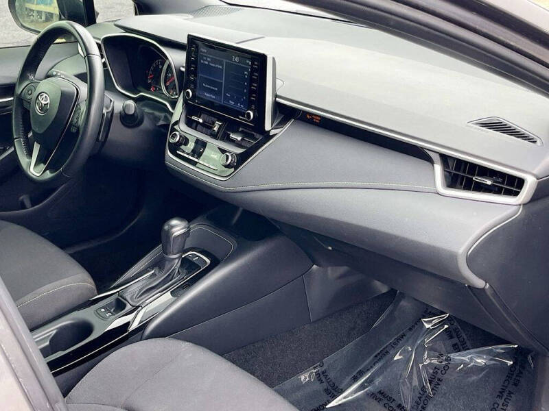 2022 Toyota Corolla Hatchback SE