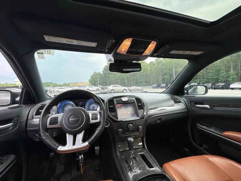 2014 Chrysler 300 SRT8