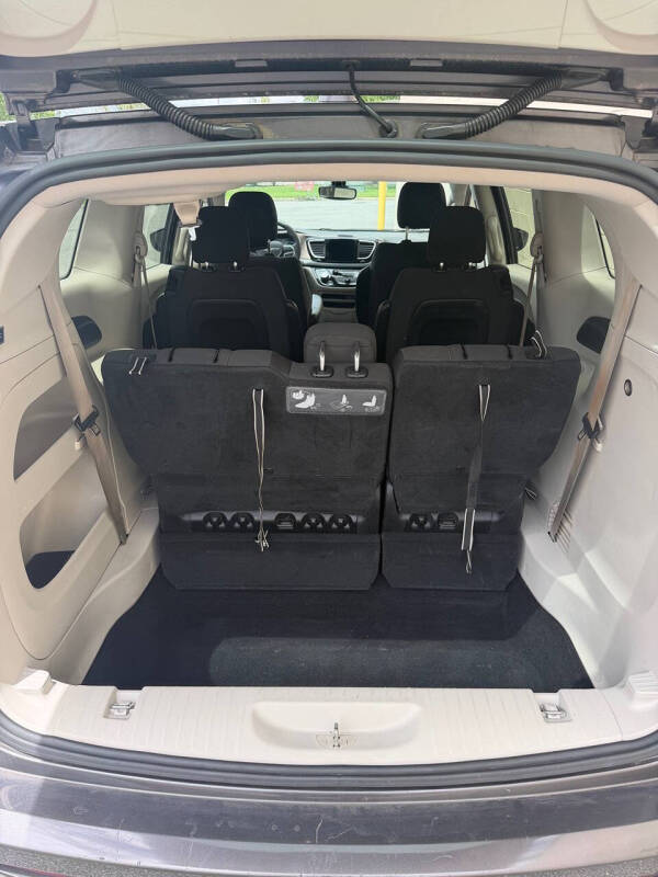 2017 Chrysler Pacifica Touring