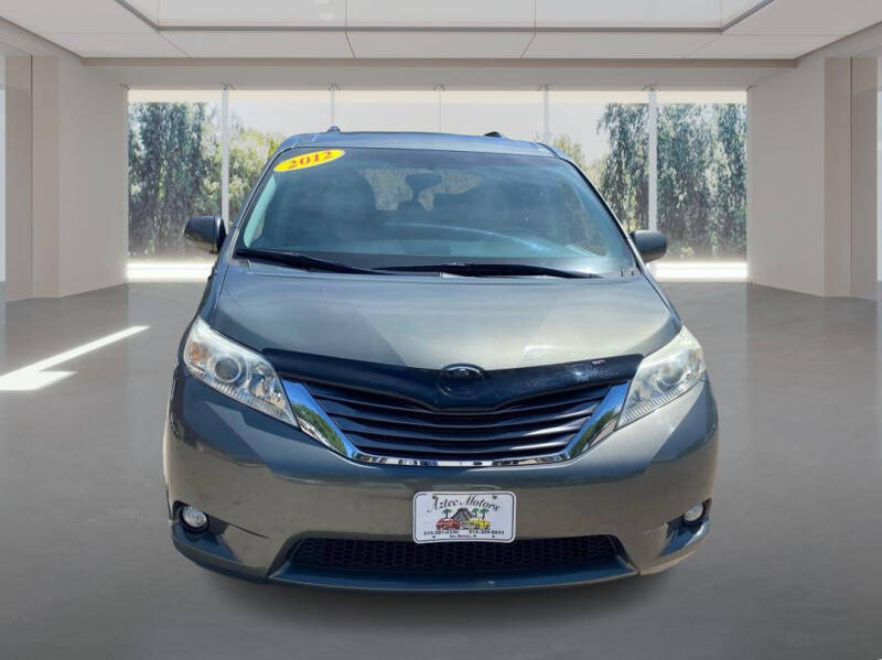 2012 Toyota Sienna