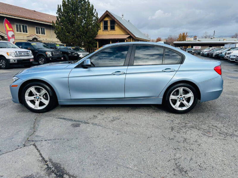 2015 BMW 3 Series 320i photo 4