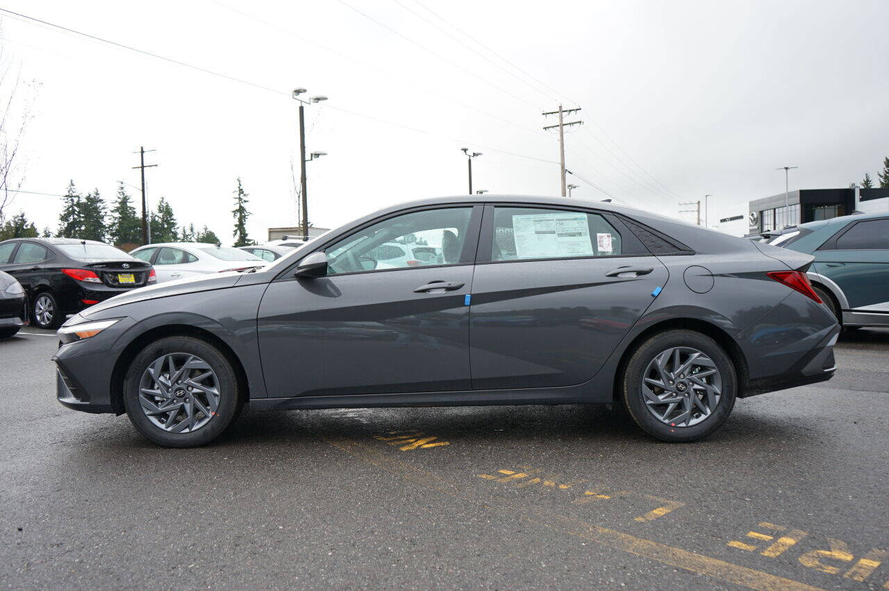 2024 Hyundai ELANTRA Hybrid for sale at Michael Wilson Hyundai Consulting in Edmonds, WA