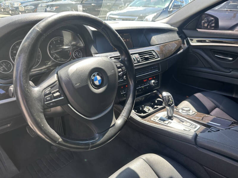 2013 BMW 5 Series 528i xDrive