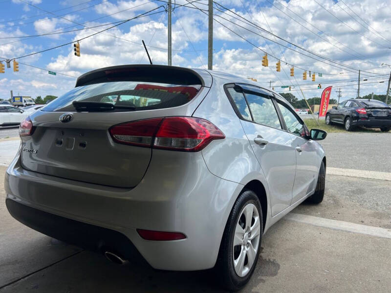 2016 Kia Forte5 LX