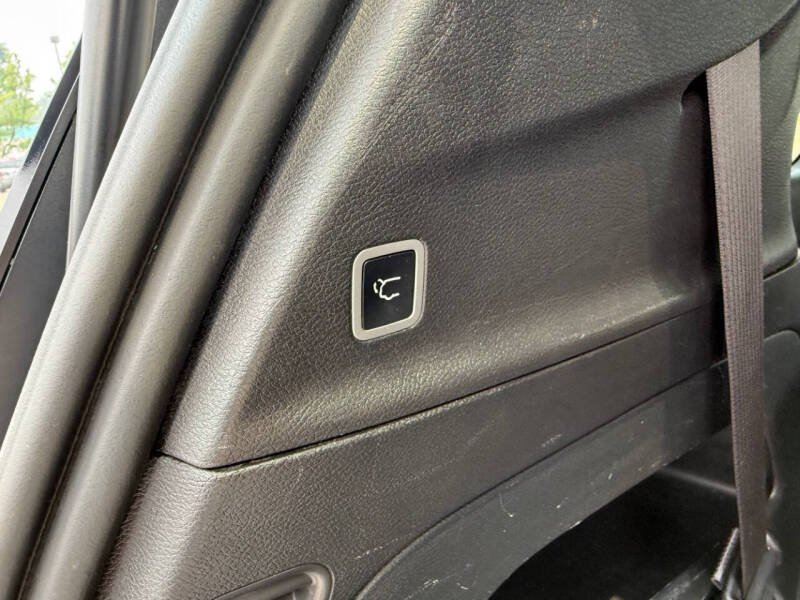 2020 Chrysler Pacifica Launch Edition